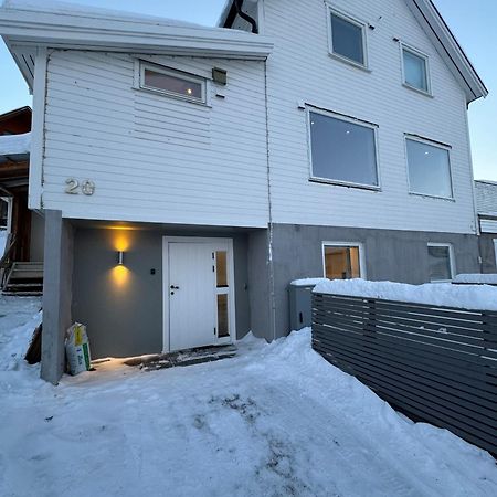 Sentralt Plassert Leilighet Ved Sherpatrappen Tromsø Eksteriør bilde